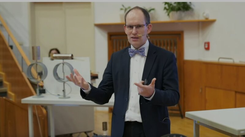 Platzhalterbild — Vorlesung Experimentalphysik Teil 1 mit Prof. Dr. Gerhard Paulus