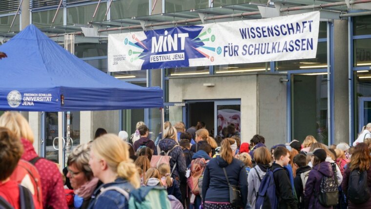 Außengelände des MINT-Festivals Jena 2023